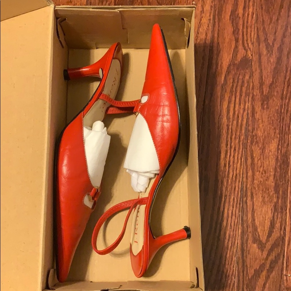 Shoe - Picture 7 of 7